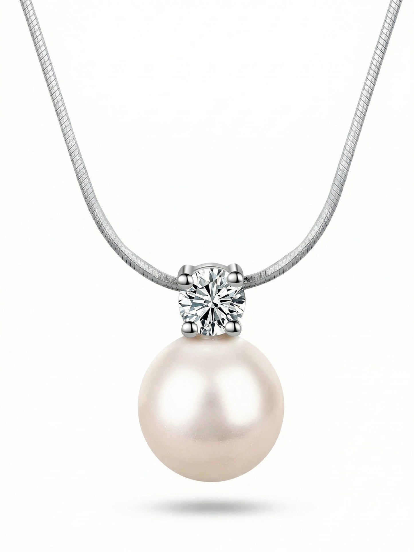 Perlenkette „Luna Pearl“ – Zirkonia-Solitär