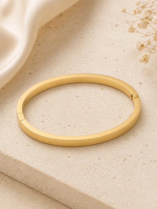 Armreif „Pure“ – Minimalistischer Edelstahl-Bangle
