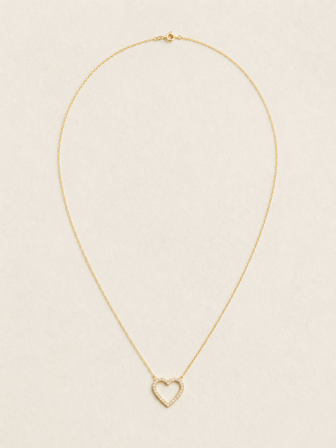 Moissanit-Halskette „Open Heart“ – Offenes Herz mit Pavé (0,3 ct)
