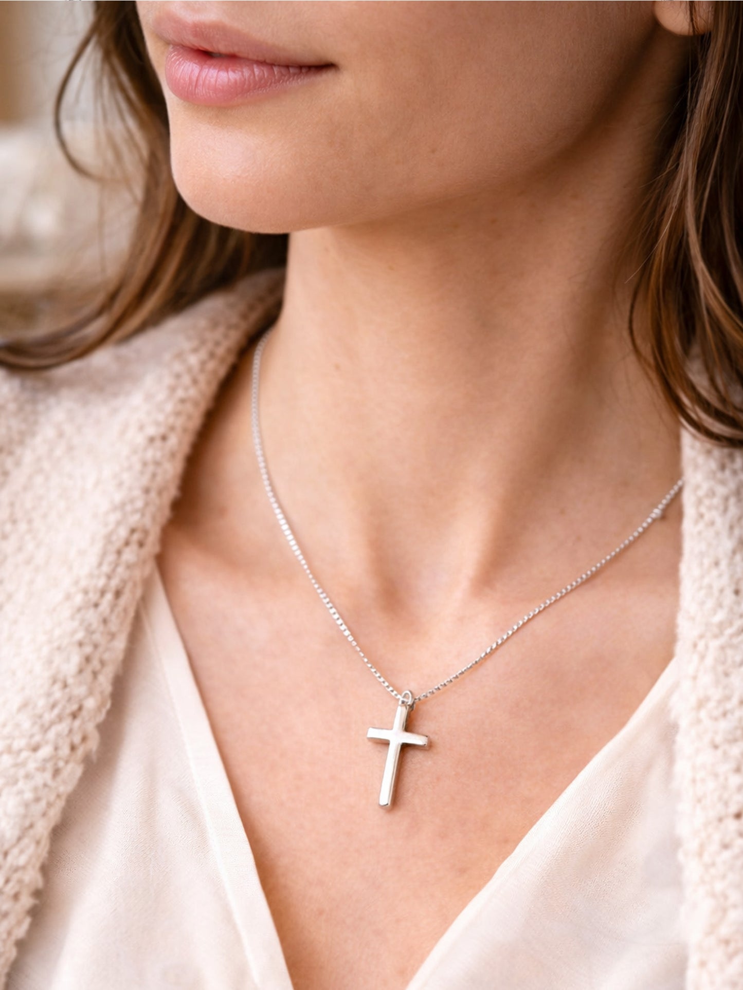Kette „Kreuzruhe“ – Venezianerkette mit schlichtem Kreuz-Anhänger – Silber
