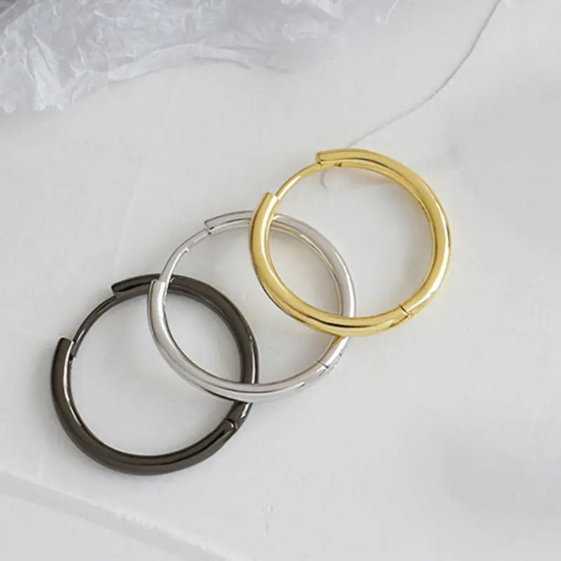 Creolen „Feinglanz“ – klassisch rund, 23 mm, clean