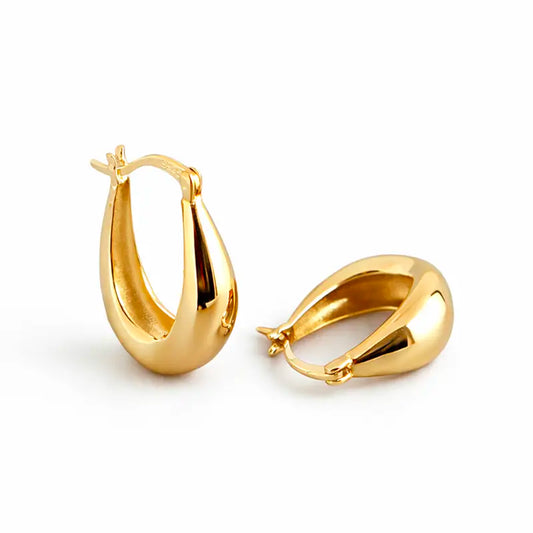 Creolen „Goldtropfen“ – voluminös, glatt, elegant