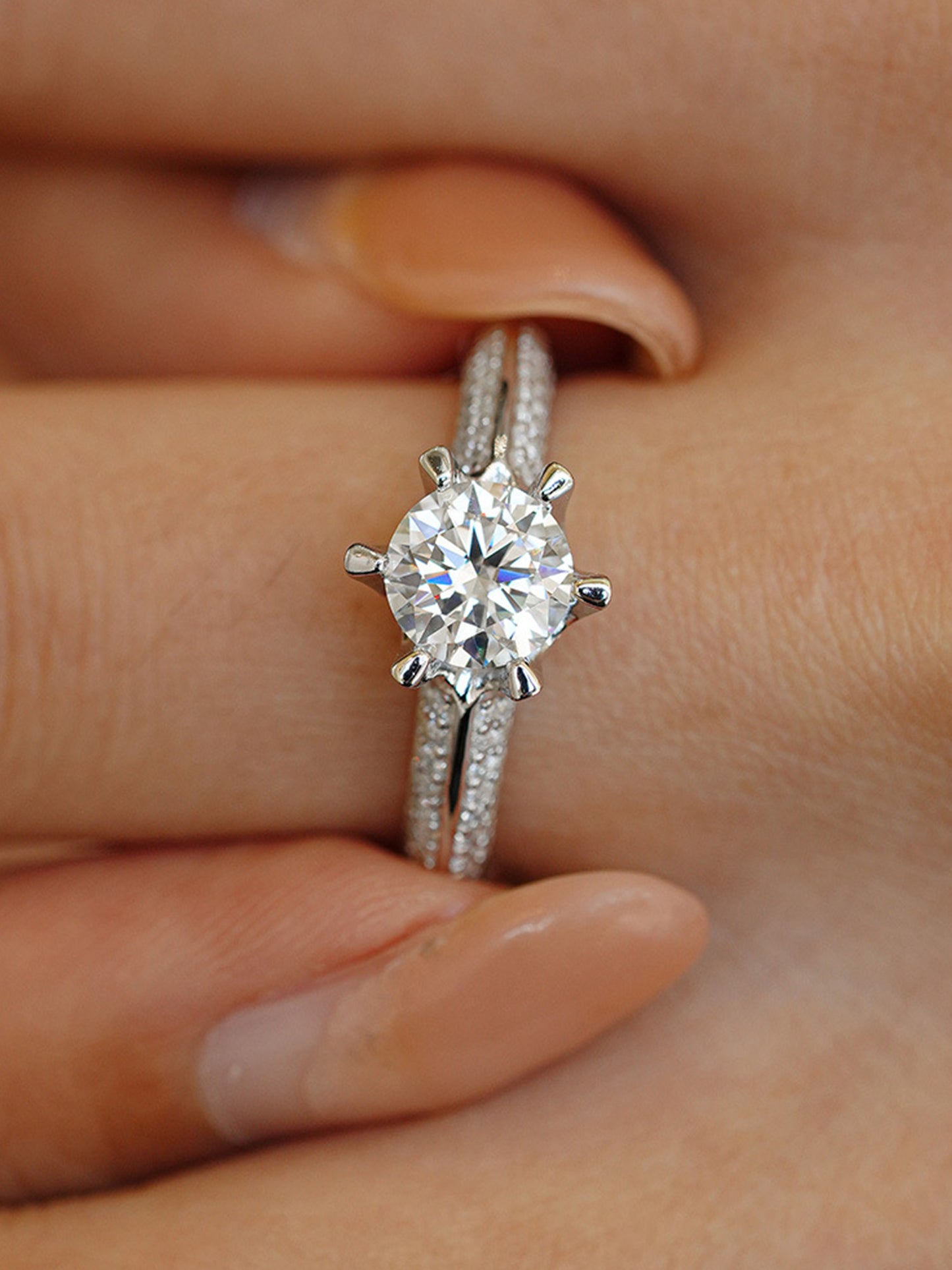 Moissanit Solitärring „Crown Split“ 1ct