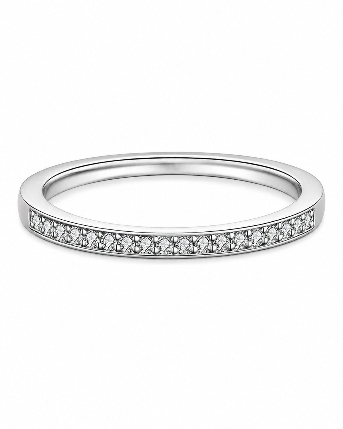 Ring „Sternenlinie“ – zarter Pavé-Ring mit feinem Moissanit-Funkeln – Silber
