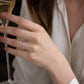 Ring „Sternenlinie“ – zarter Pavé-Ring mit feinem Moissanit-Funkeln – Silber