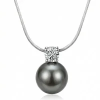 Perlenkette „Luna Pearl“ –...