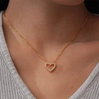 Moissanit-Halskette „Open Heart“ – Offenes Herz mit Pavé (0,3 ct)