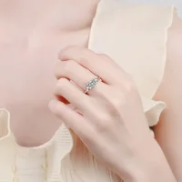 Ring „Amora Heart“ (Herz-Solitär)