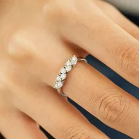 Moissanit Halbkranz-Ring „Tiara“ 0,1ct Silber...