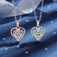 Moissanit Herz-Halskette „Herzlicht“