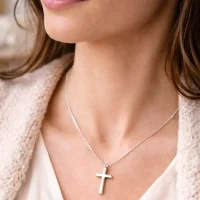 Kette „Kreuzruhe“ – Venezianerkette mit schlichtem Kreuz-Anhänger – Silber